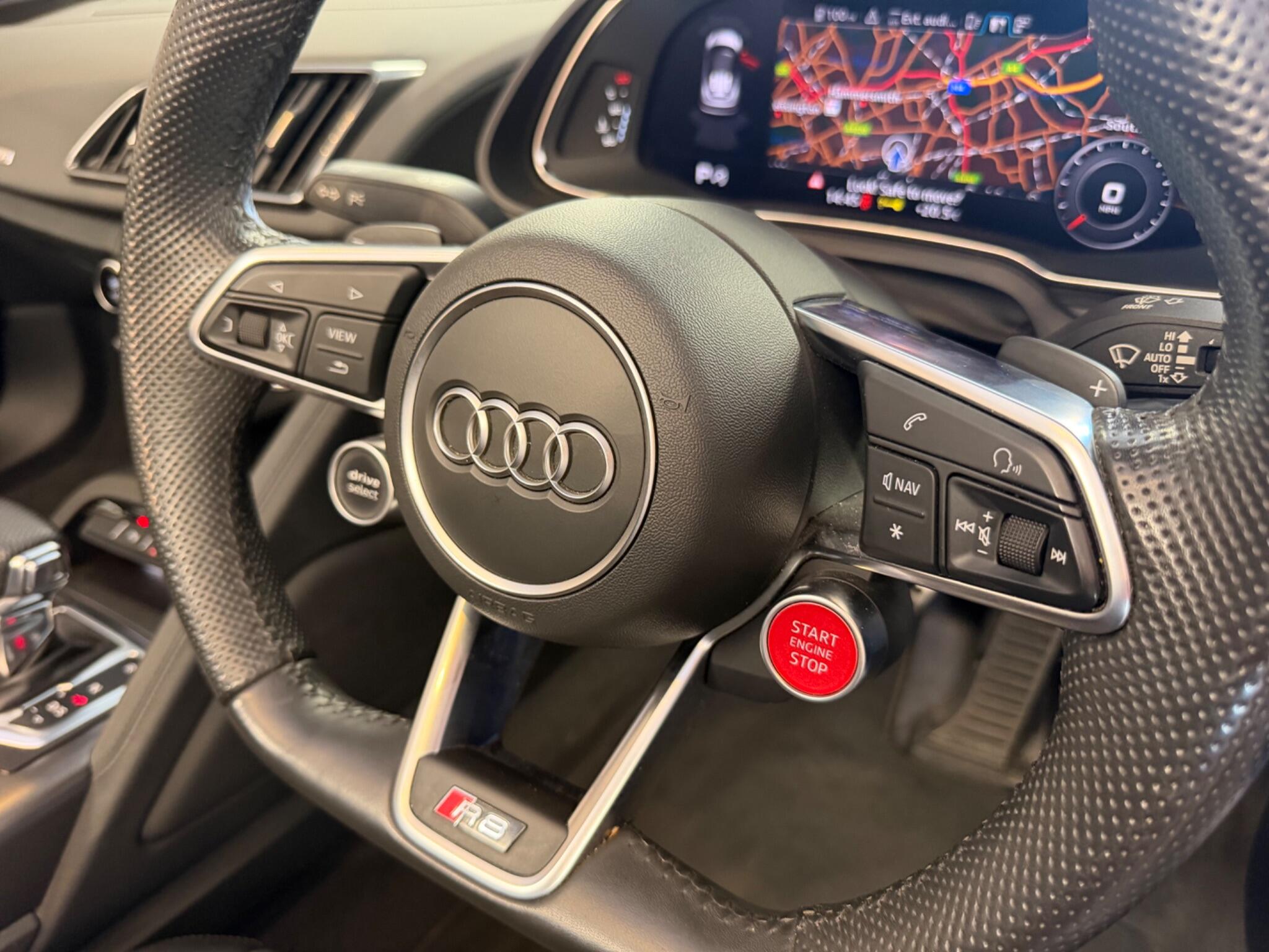 Audi R8